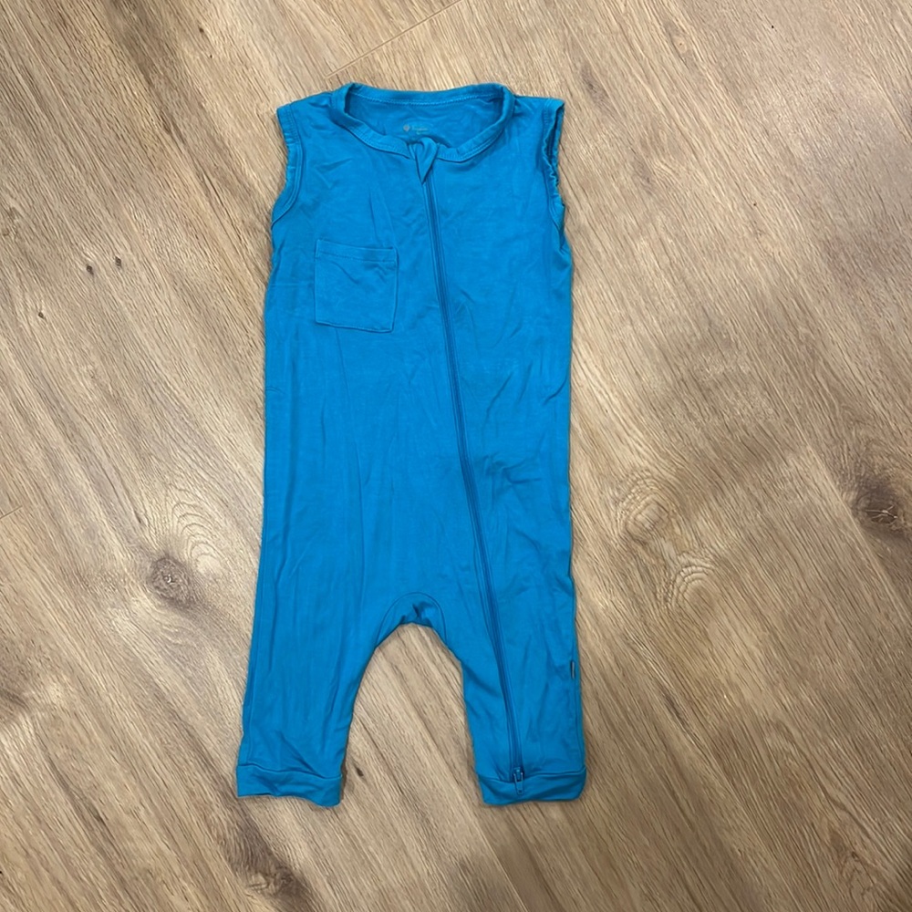 Kyte Baby sleeveless zipper romper 2t
